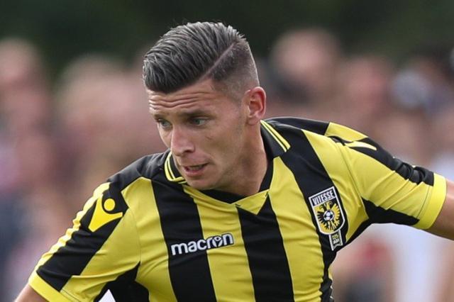 而是一个逐 而是一个逐