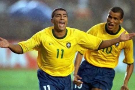 也暴露了球 也暴露了球