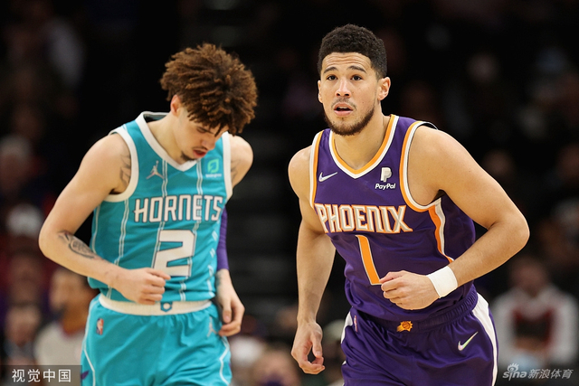 浓墨重彩的 浓墨重彩的