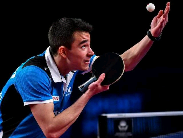 曼在第75 曼在第75