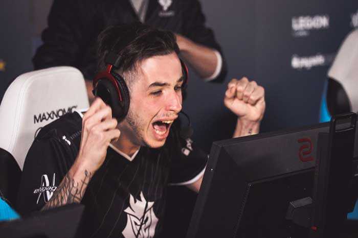 晰地看到 晰地看到